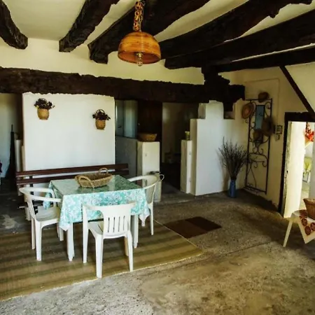 House La Sirventie Сasa de vacaciones *