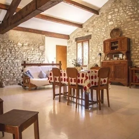 House La Sirventie *